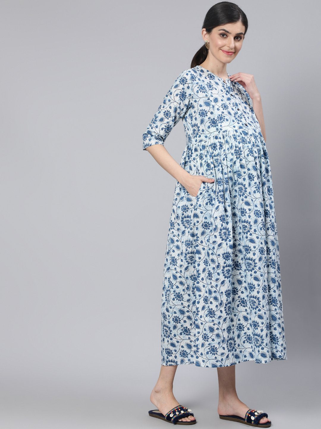 Women Off White & Blue Floral Printed Maternity Dress