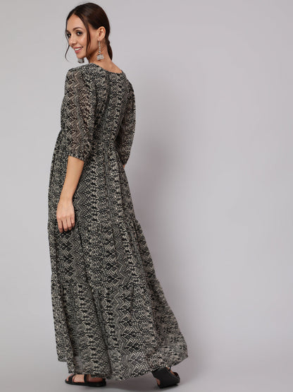 Black Geometric Printed Taired Dress With Three Quarter Sleeves