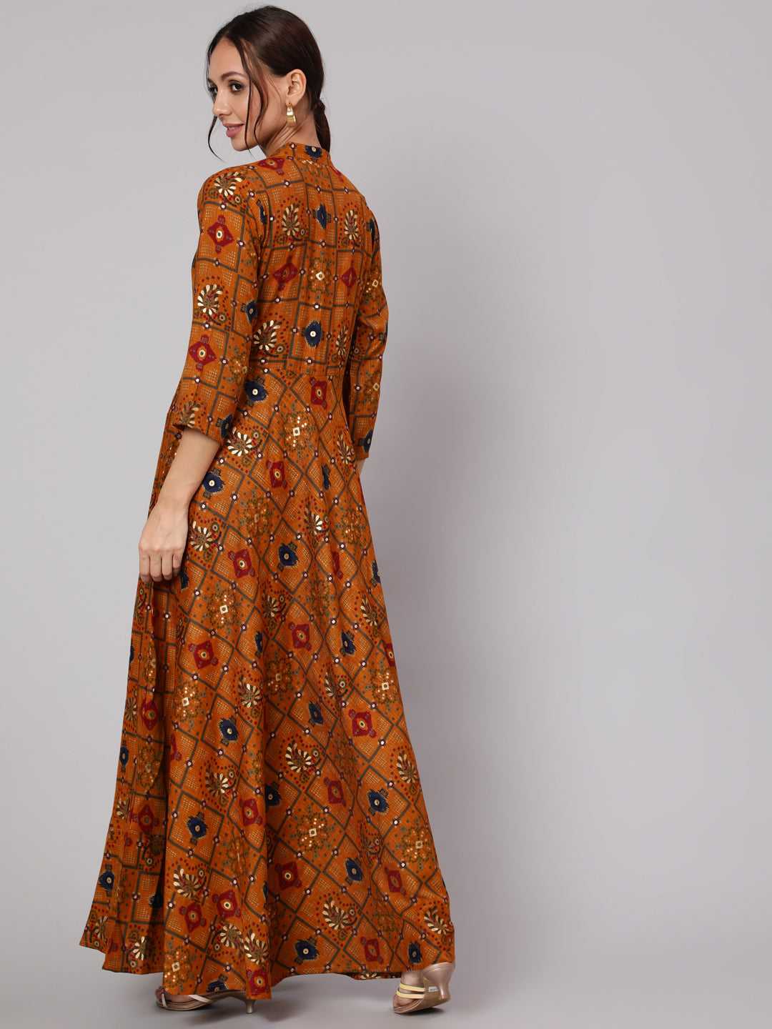 Mustrad Ethnic Printed Dress With Three Quarter Sleeves