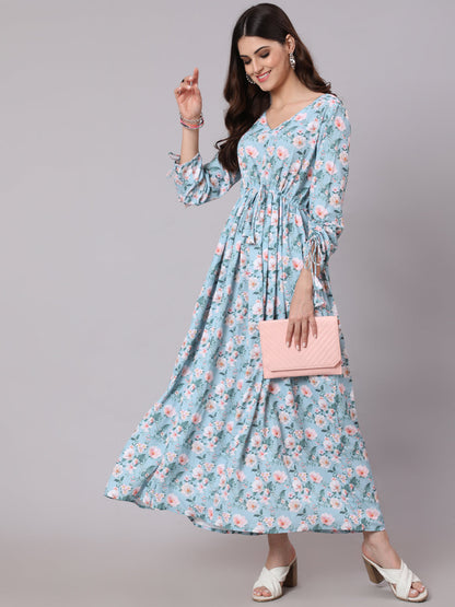 Green Printed Flared Dress With Three Quarter Sleeeves
