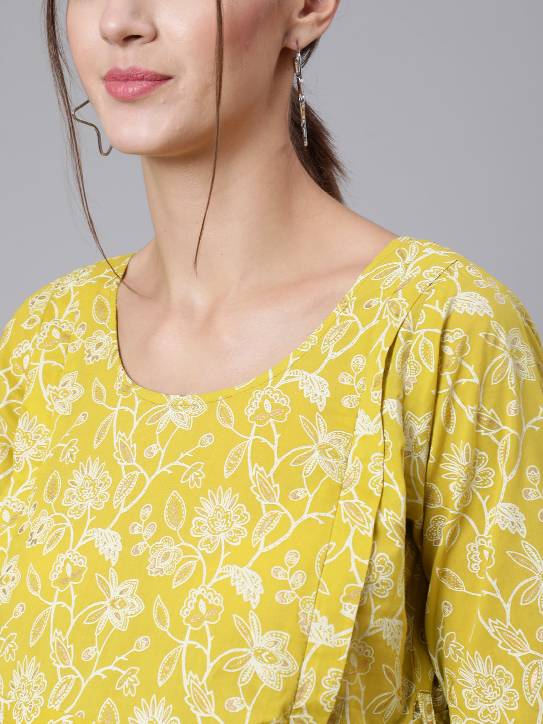 Green Ethnic Printrted Maternity Dress With Three quarter Sleeves