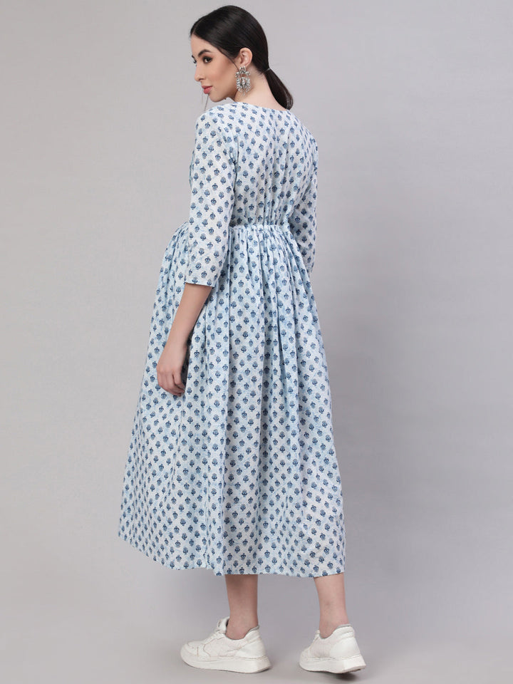 Women Off White &amp; Blue Floral Printed Maternity Dress With Three Quarter Sleeves