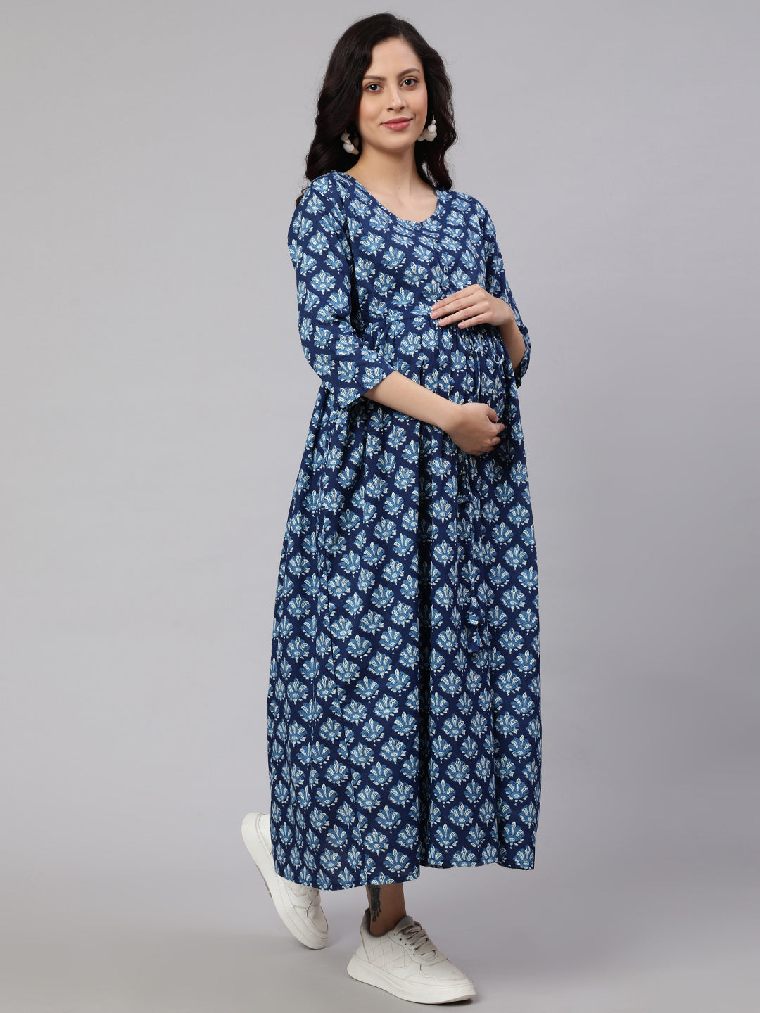 Women Blue Floral Printed Flared Maternity Dress