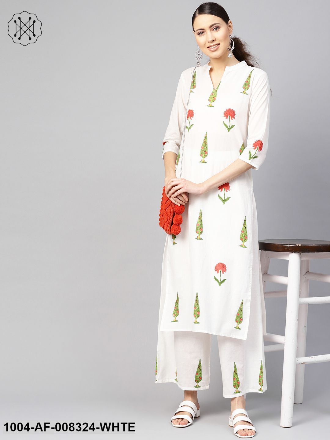 White Printed 3/4Th Sleeves Staright Kurta With Pants.
