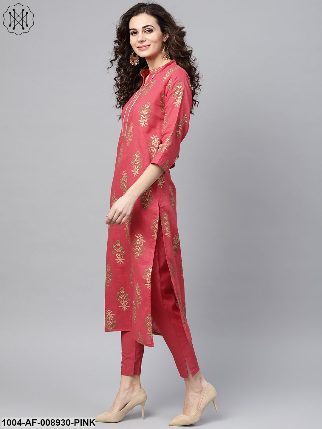 Pink Gold Printed Straight Kurta Set & Pants Embellished With Got to