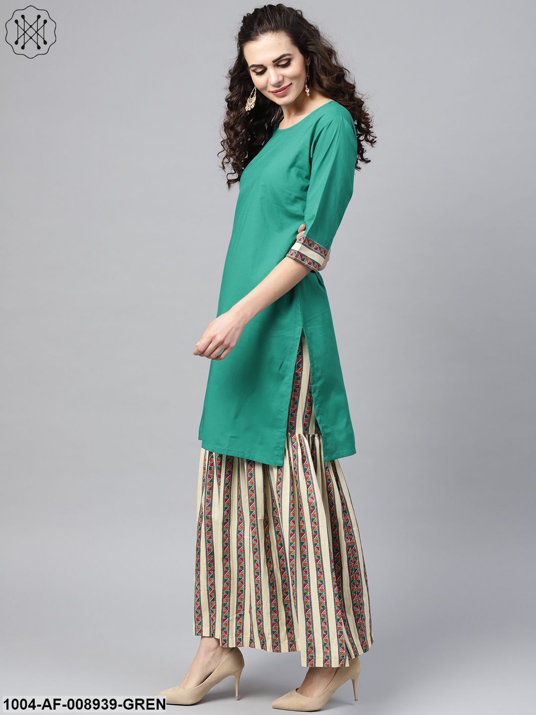 Solid Green Kurta Set With Geometric Printed Sahara