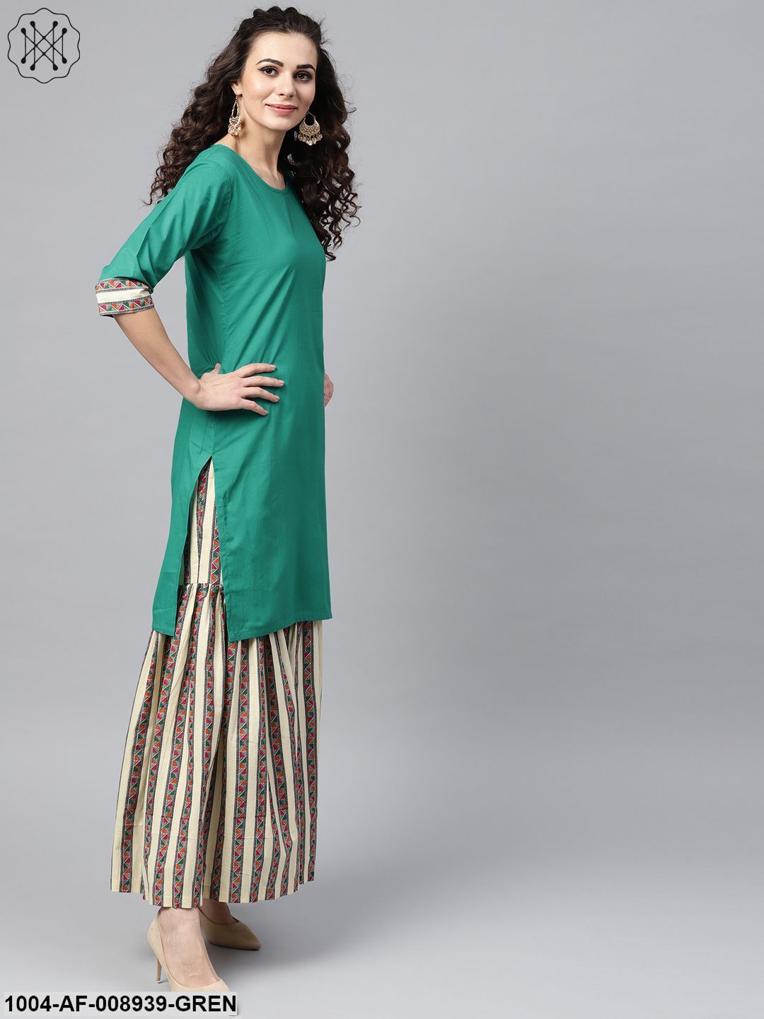 Solid Green Kurta Set With Geometric Printed Sahara