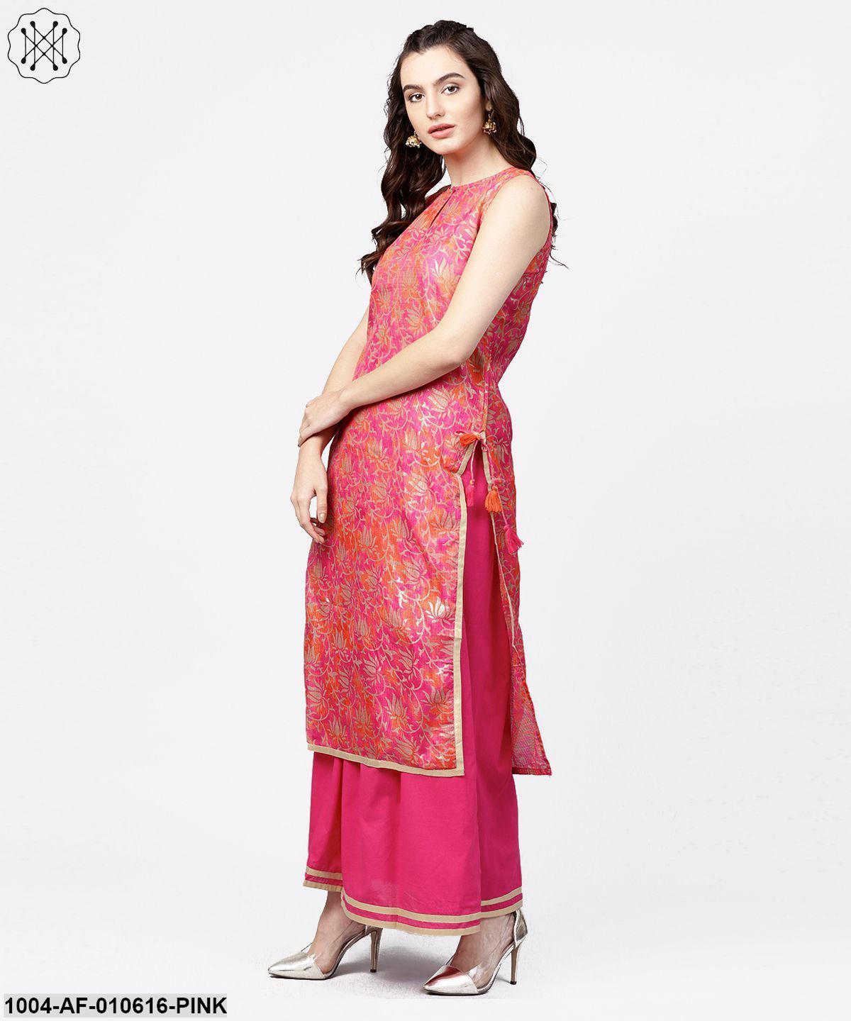 Women Pink Sleeveless Round Neck Straight Cotton Blend Kurta And Skirt Set