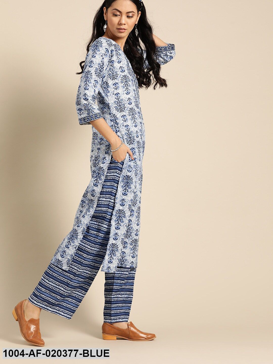 Blue &amp; White Pure Cotton Ethnic Motif Kurta with Palazzos