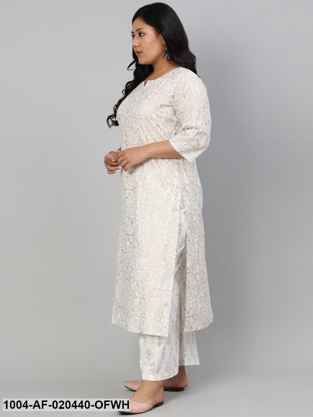 Plus Size Off White Floral Printed Pure Cotton Kurta with Palazzos & Dupatta