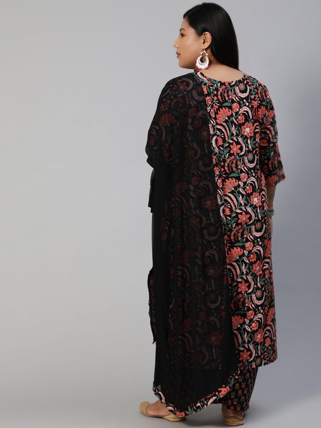 Women Black & Peach Printed Straight Kurta With Plazo & Dupatta