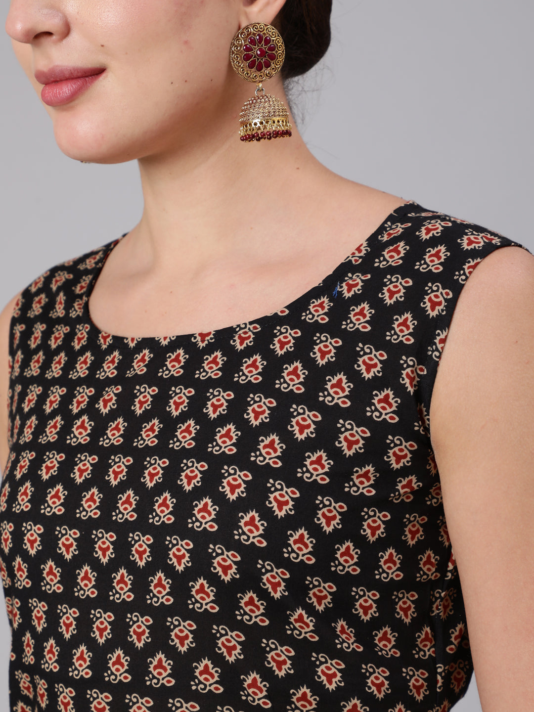 Black & Maroon Ethnic Motif Printed Short Sleeves Straight Kurta With Palazzo And Dupatta