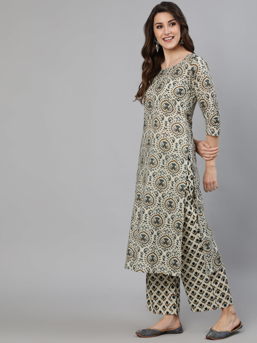 Off White Ethnic Motif Printed Kurta With Palzzo And Dupatta