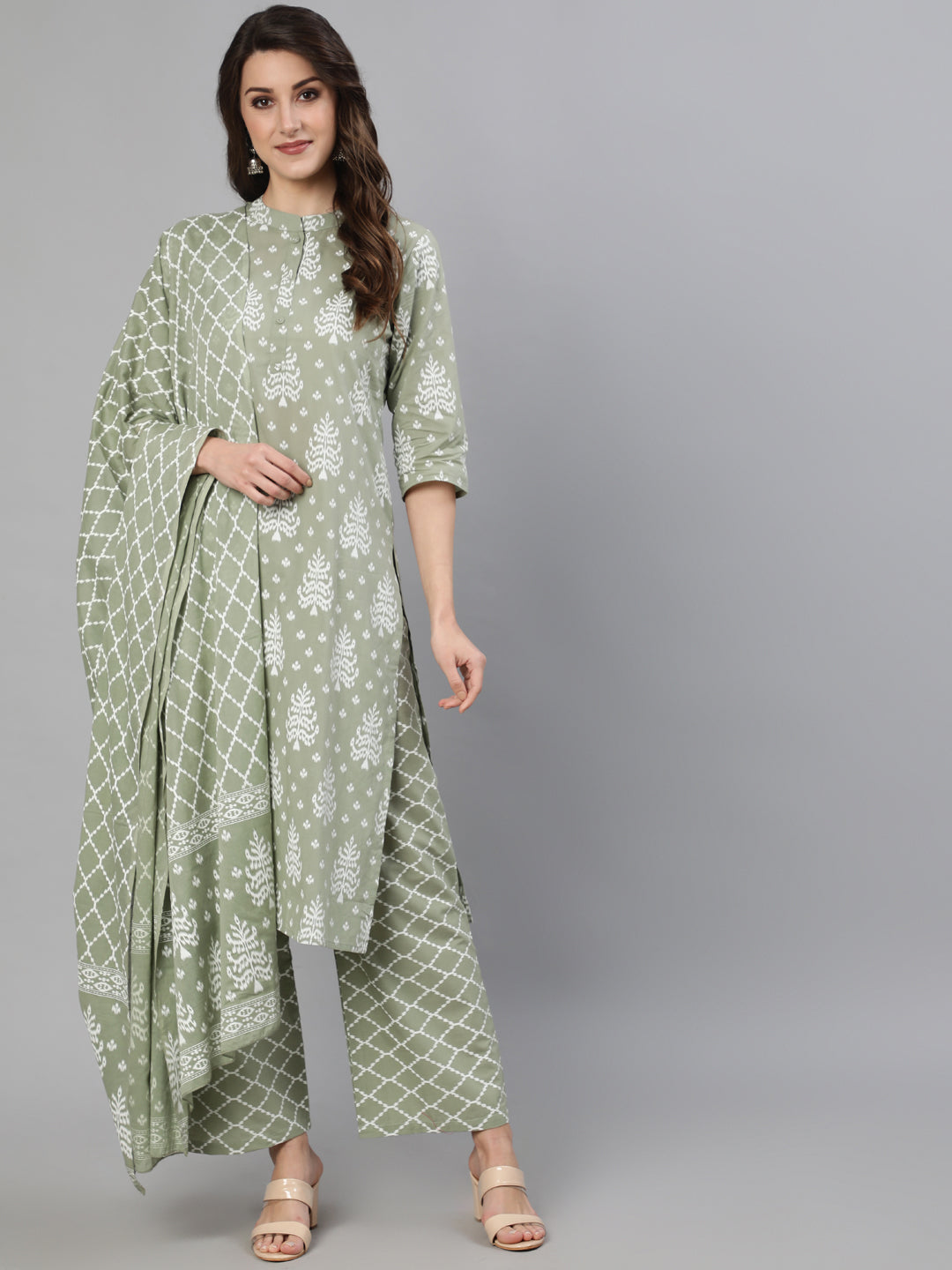 Grey Ethnic Printed Straight Kurta With Three Quarter Sleeves