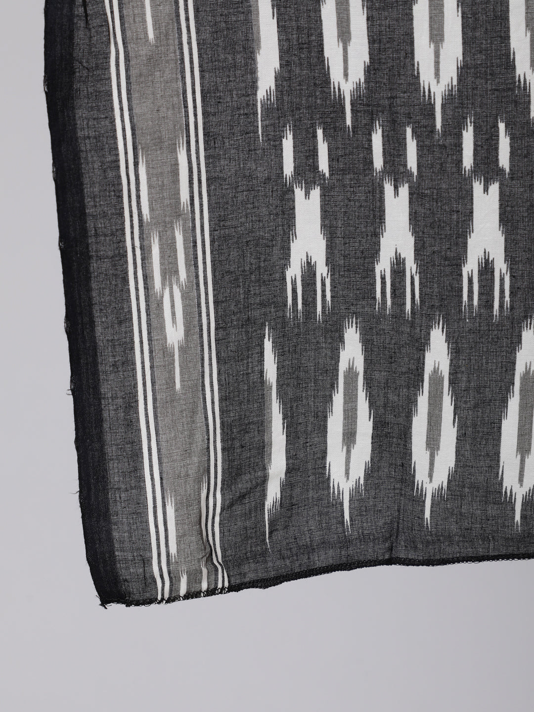 Plus Size Black Printed Straight Kurta With Plazo & Dupatta