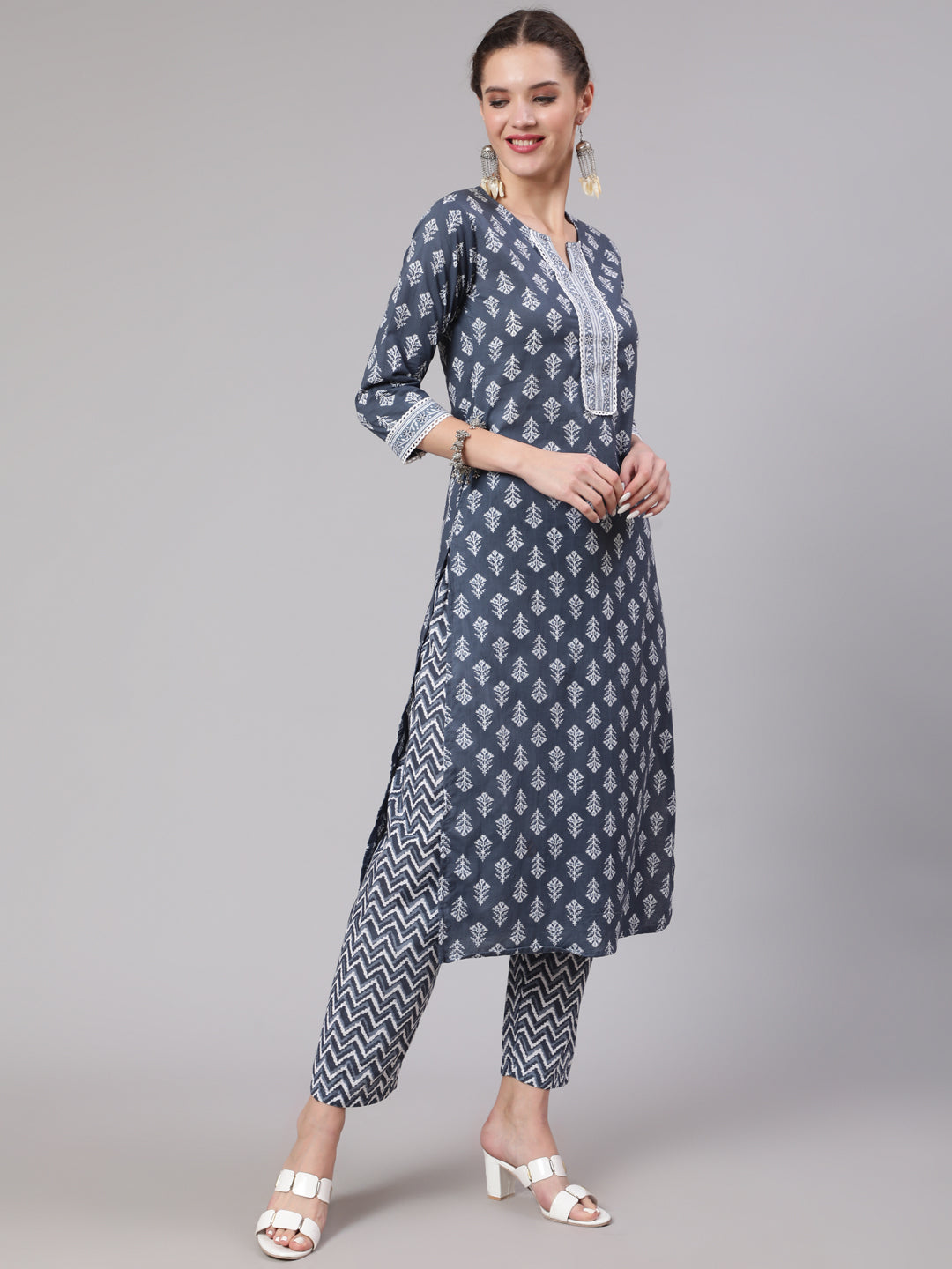 Grey Printed Straight Kurta And Palazzo