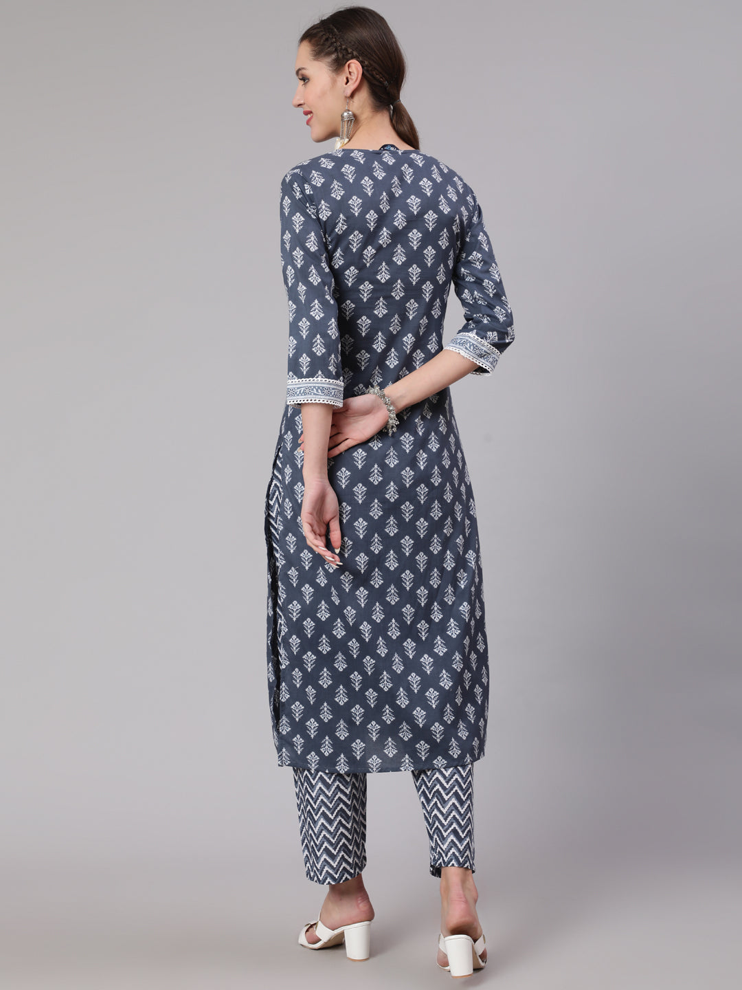 Grey Printed Straight Kurta And Palazzo