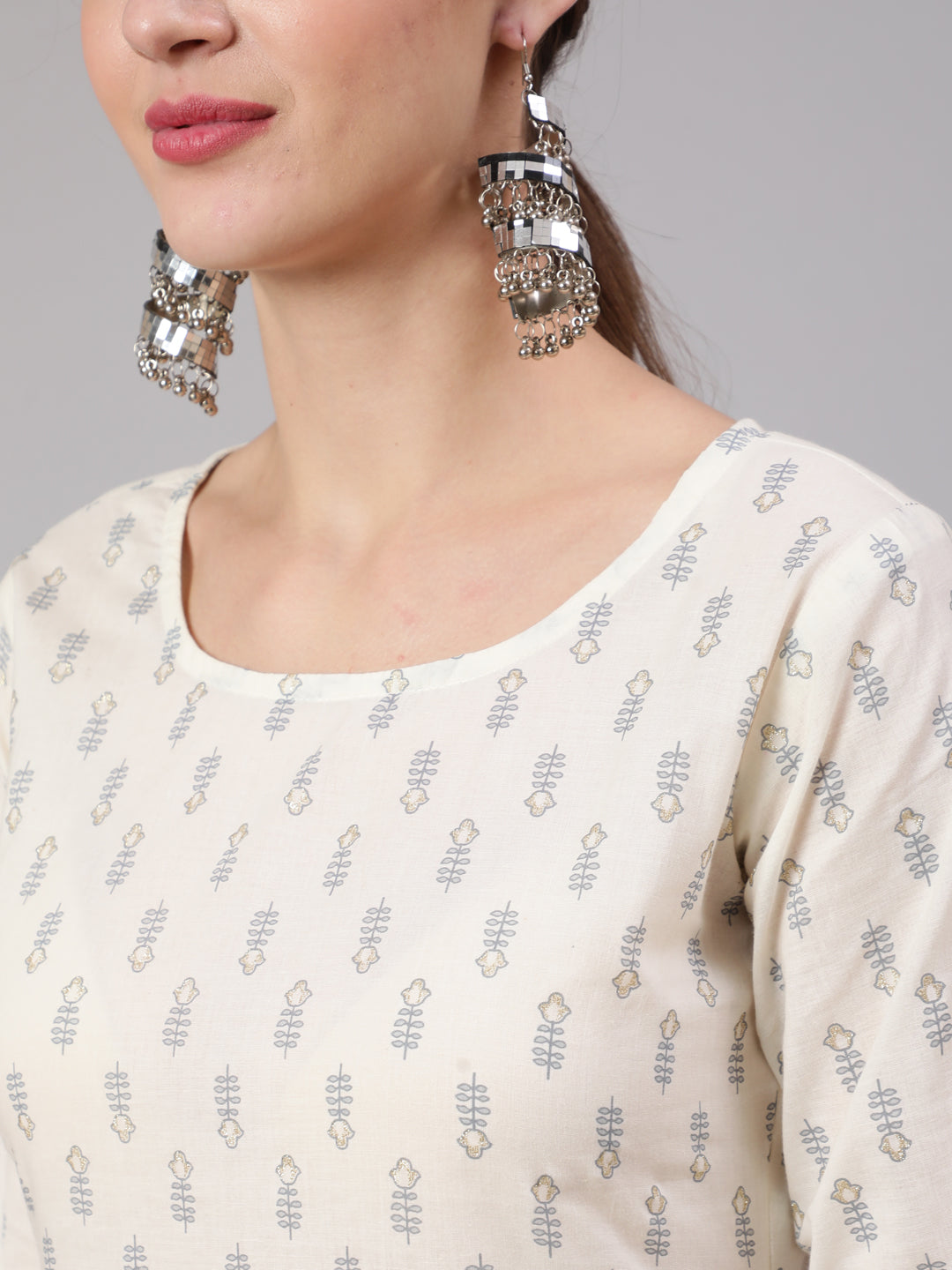 Off White Printed Straight Kurta With Trouser