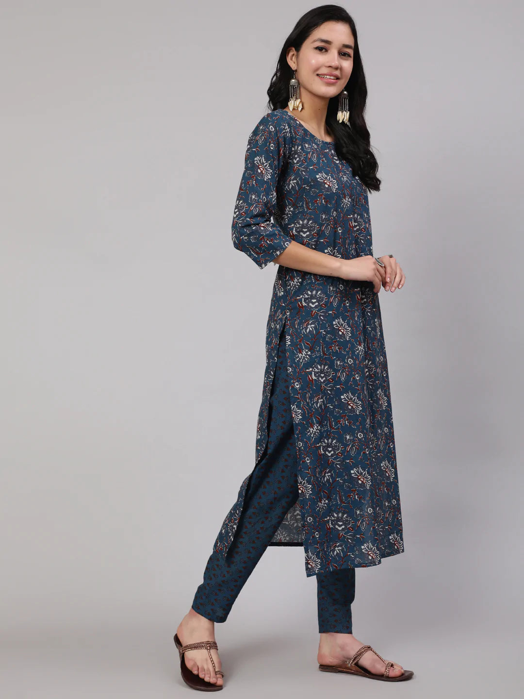 Blue Floral Printed Kurta With Trouser