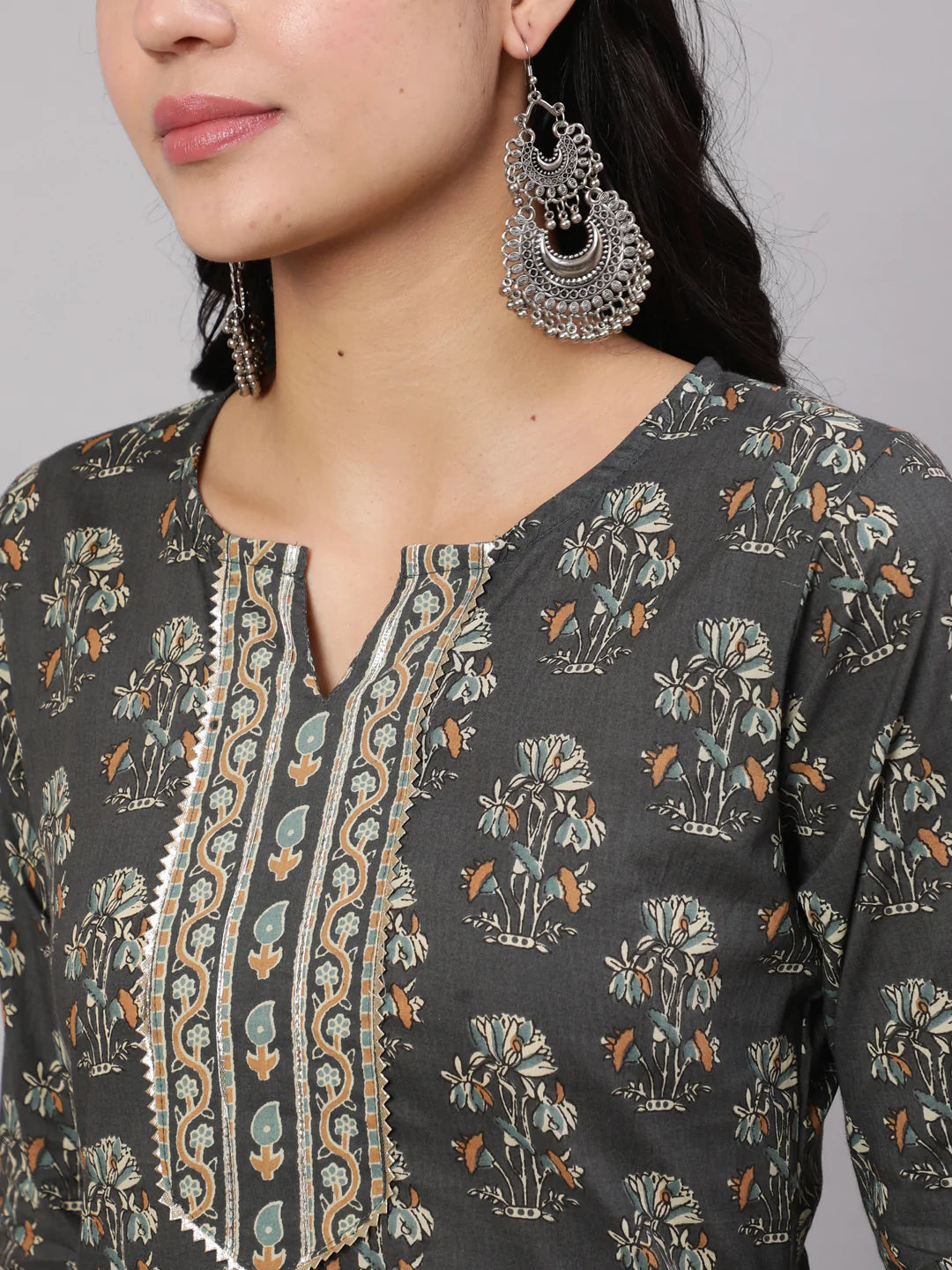 Grey Printed Straight Kurta With Trouser