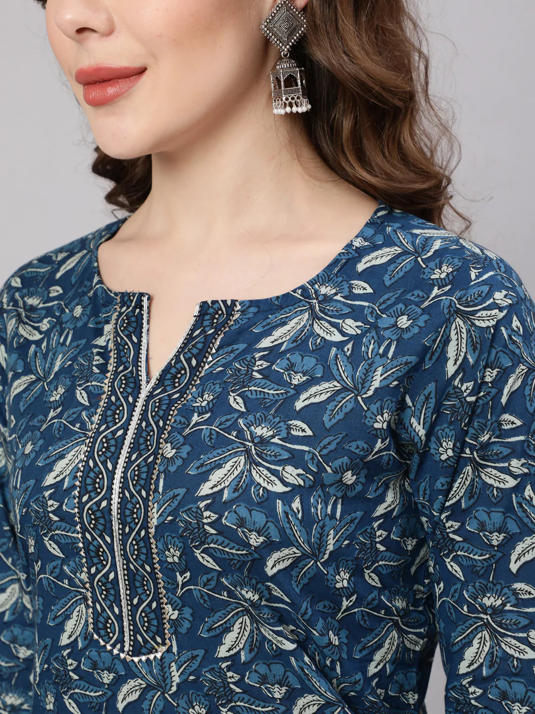 Blue Printed Straight Kurta With Trouser