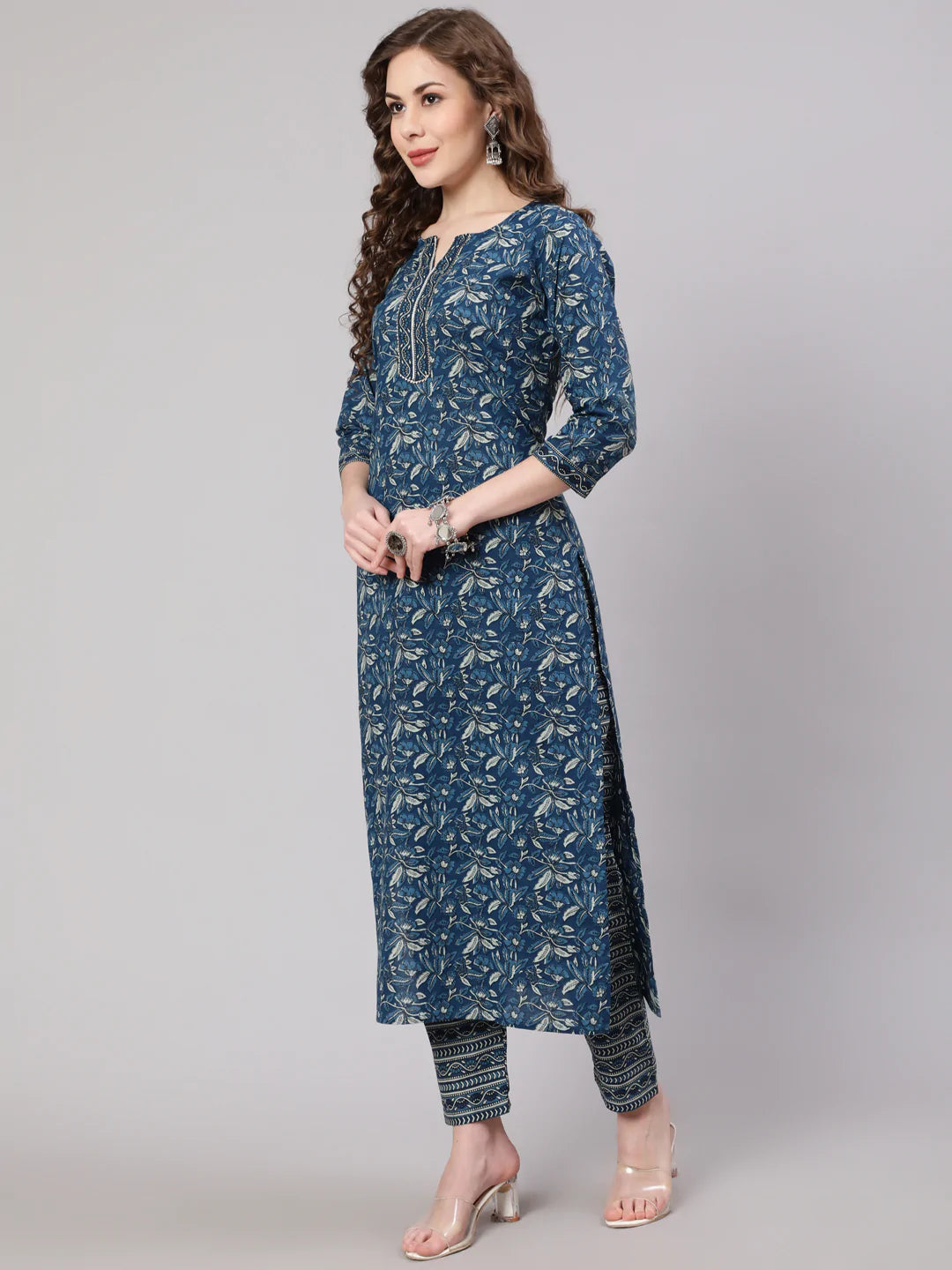 Blue Printed Straight Kurta With Trouser