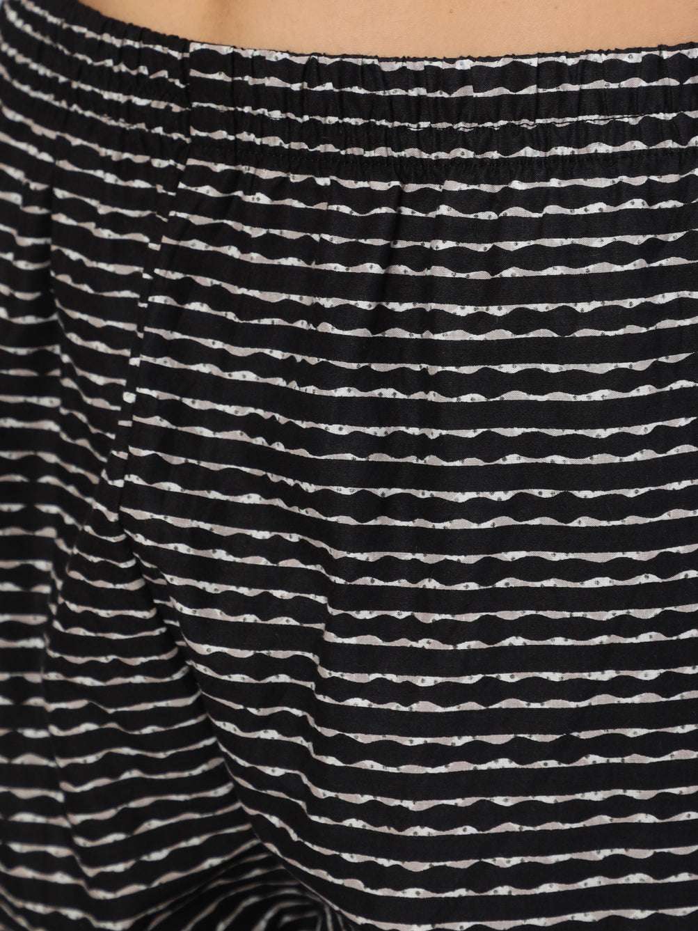 Black Ethnic Printed Straight Kurta With Trouser