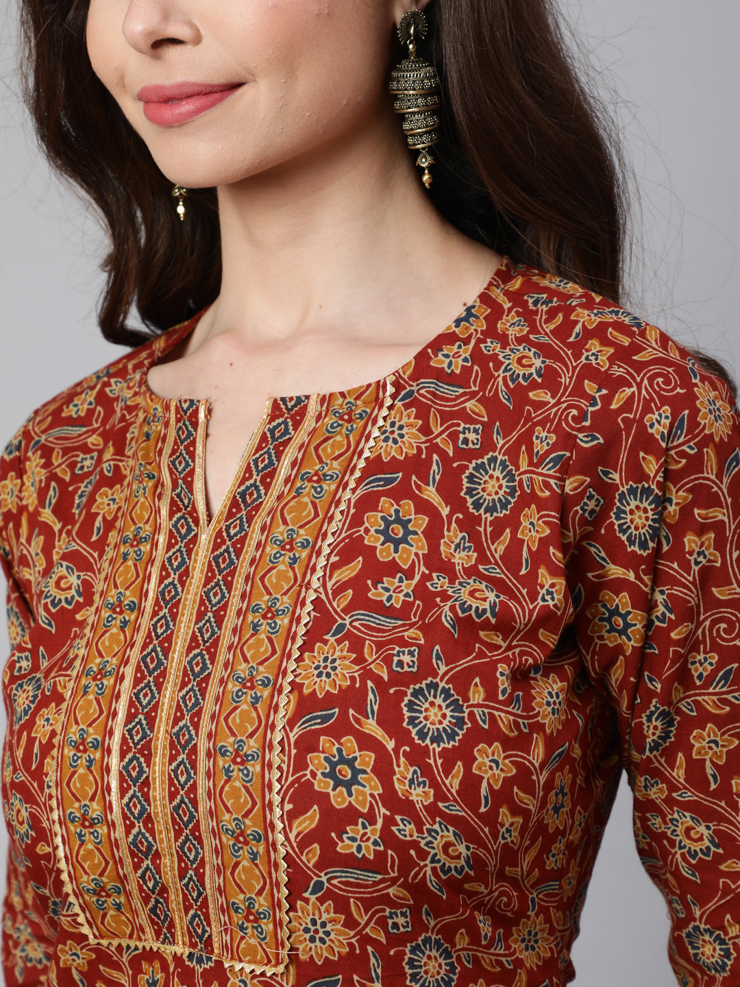 Maroon Ethnic Printed Straight Kurta With Trouser