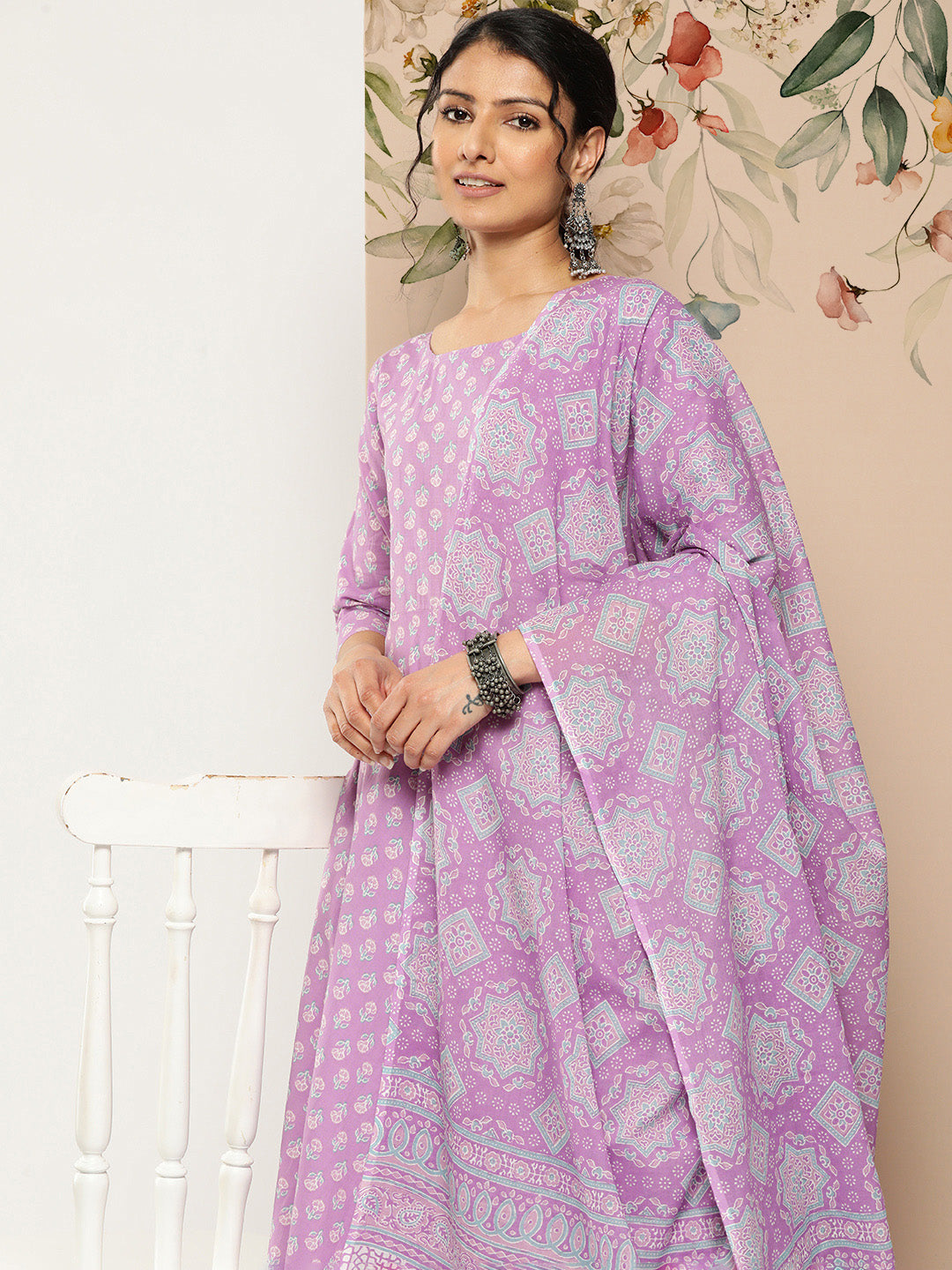 Lavender Ethnic Printed Kurta With Trouser And Dupatta