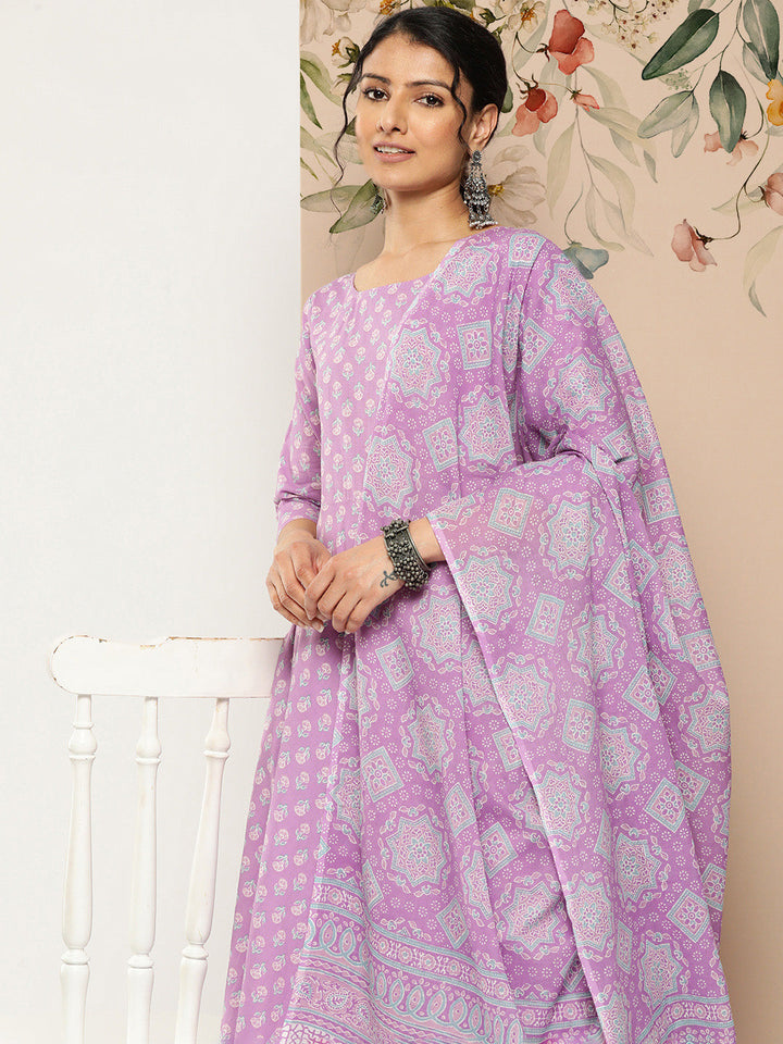 Lavender Ethnic Printed Kurta With Trouser And Dupatta