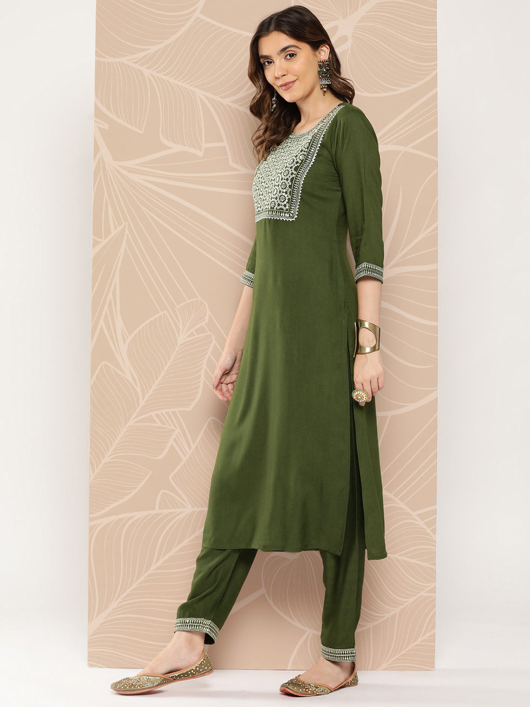 Green Embroidered Straight Kurta With Palazzo And Dupatta