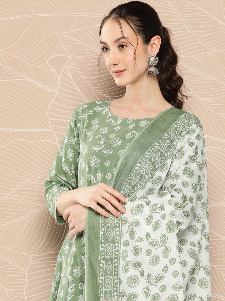 Green Floral Printed Anarkali Kurta With Trouser And Dupatta