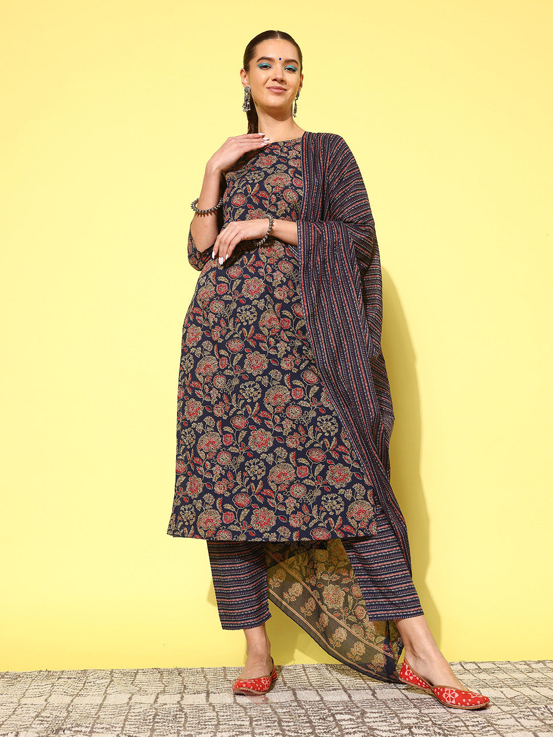 Blue Ethnic Printed Straight Kurta With Palazzo And Dupatta