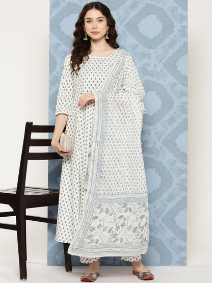 Off White Flared Kurta With Trouser & Dupatta