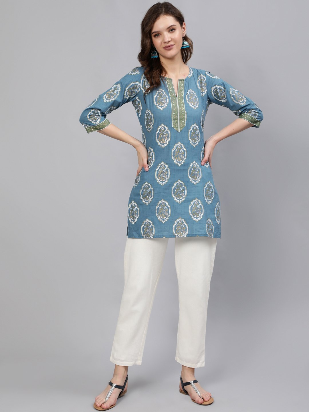 Women Blue & Gold Printed Tunic With Three Quarter Sleeves