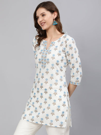 Women Off-White Straight Tunic With Three Quaretr Sleeves