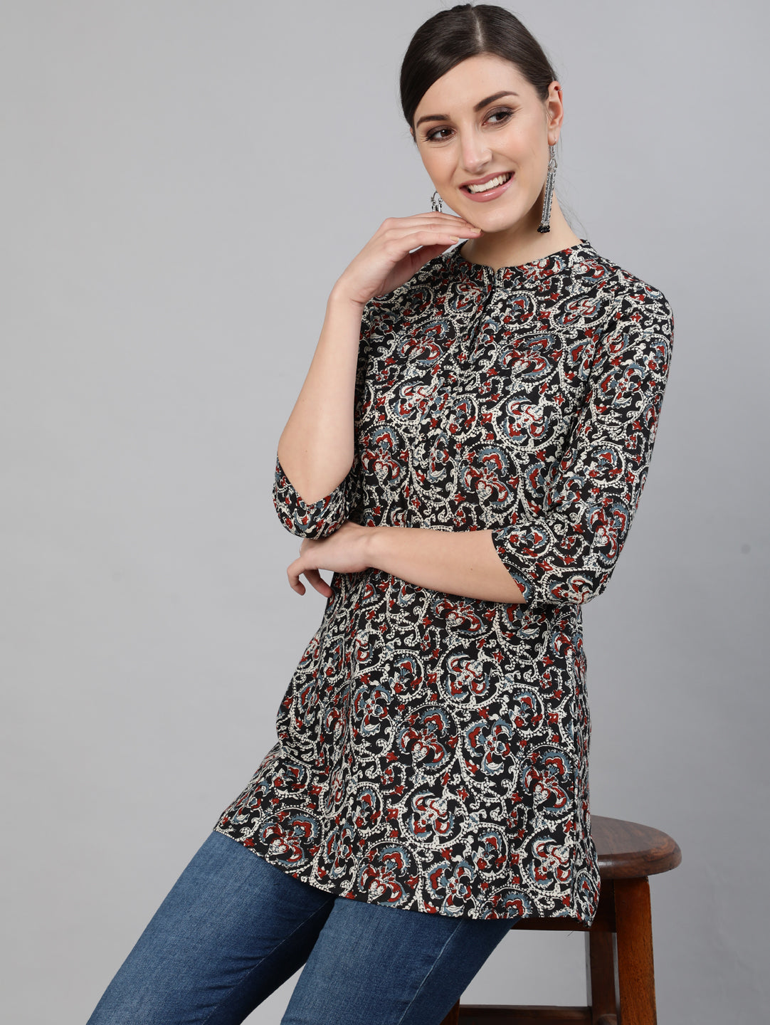 Black Printed Tunic With Three Quarter Sleeves