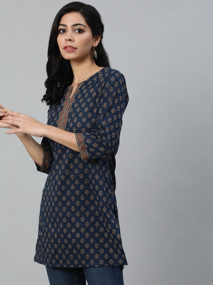 Navy Blue Printed Straight Tunic With Three Quarter Sleeves