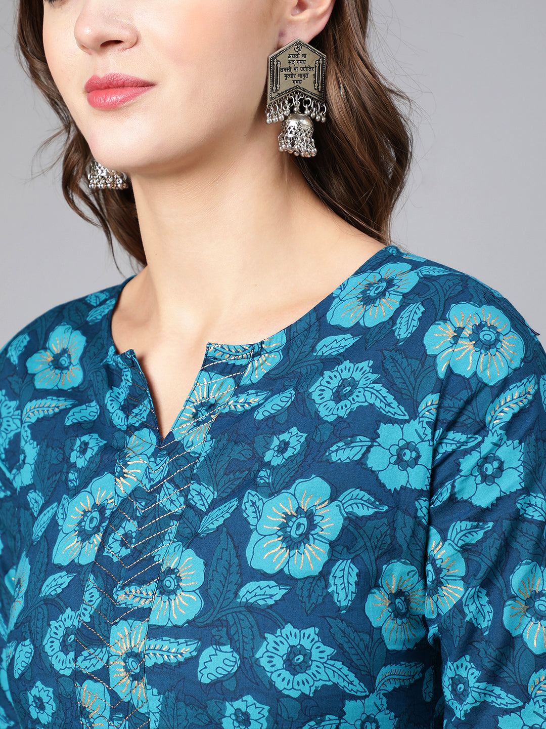 Blue Floral Printed Straight Tunic With Three Quarter Sleeves