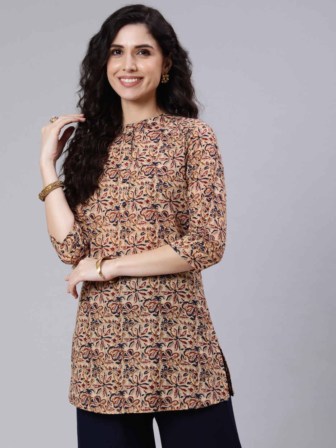 Multi Color Printed Straight Tunic With Three Quarter Sleeves