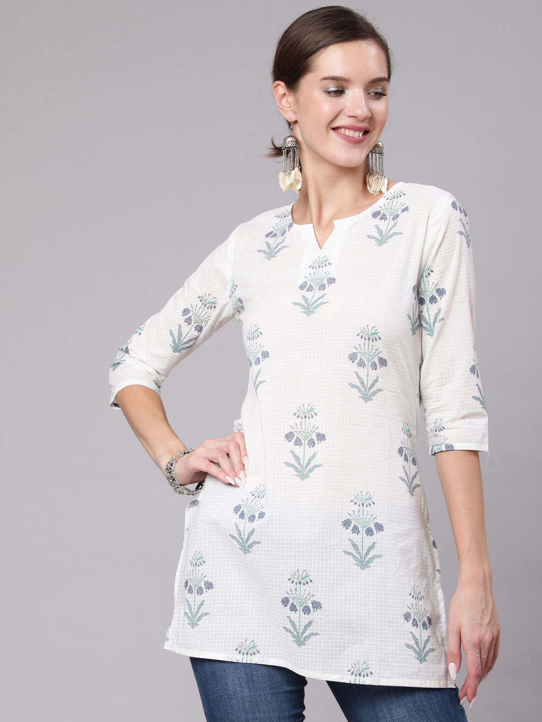 Off-White Printed Straight Tunic With Three Quarter Sleeves