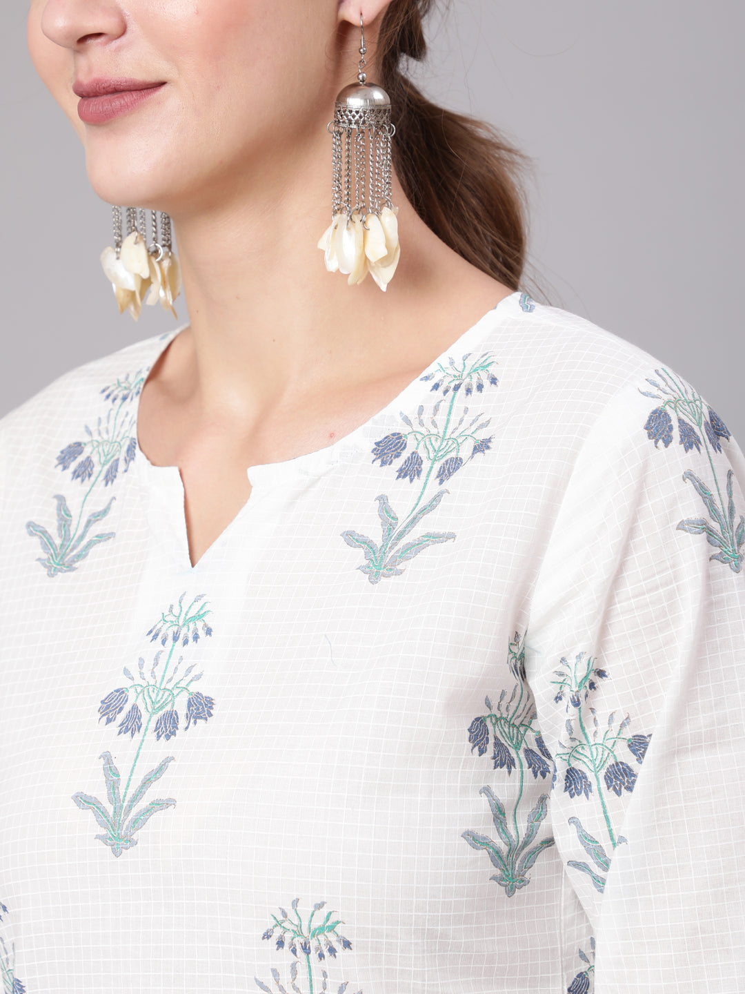 Off-White Printed Straight Tunic With Three Quarter Sleeves