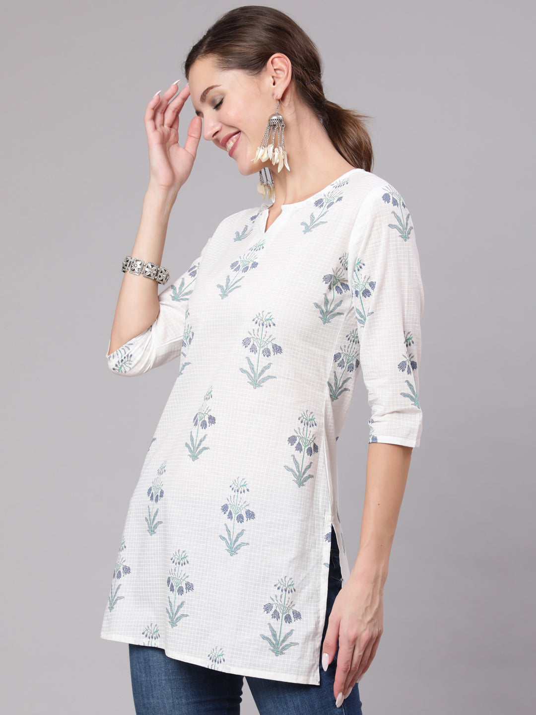 Off-White Printed Straight Tunic With Three Quarter Sleeves