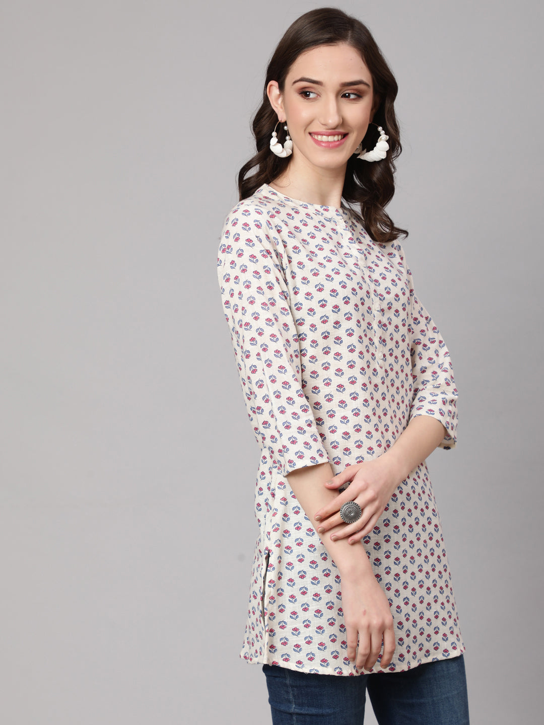 Off White Printed Straight Tunic With Three Quarter Sleeves