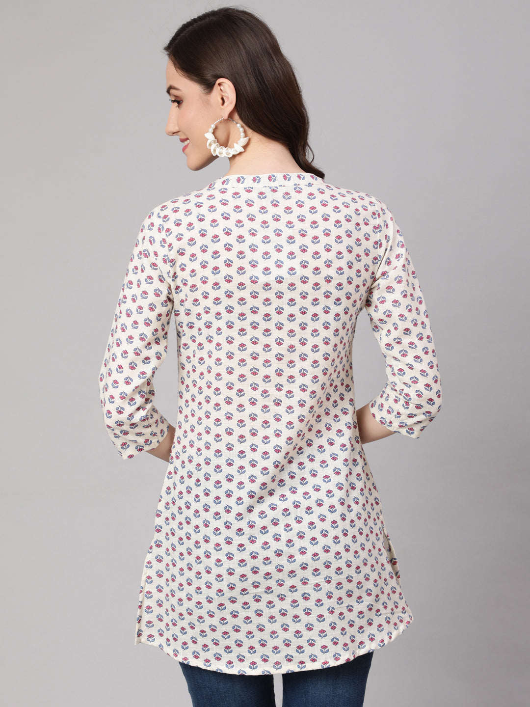 Off White Printed Straight Tunic With Three Quarter Sleeves