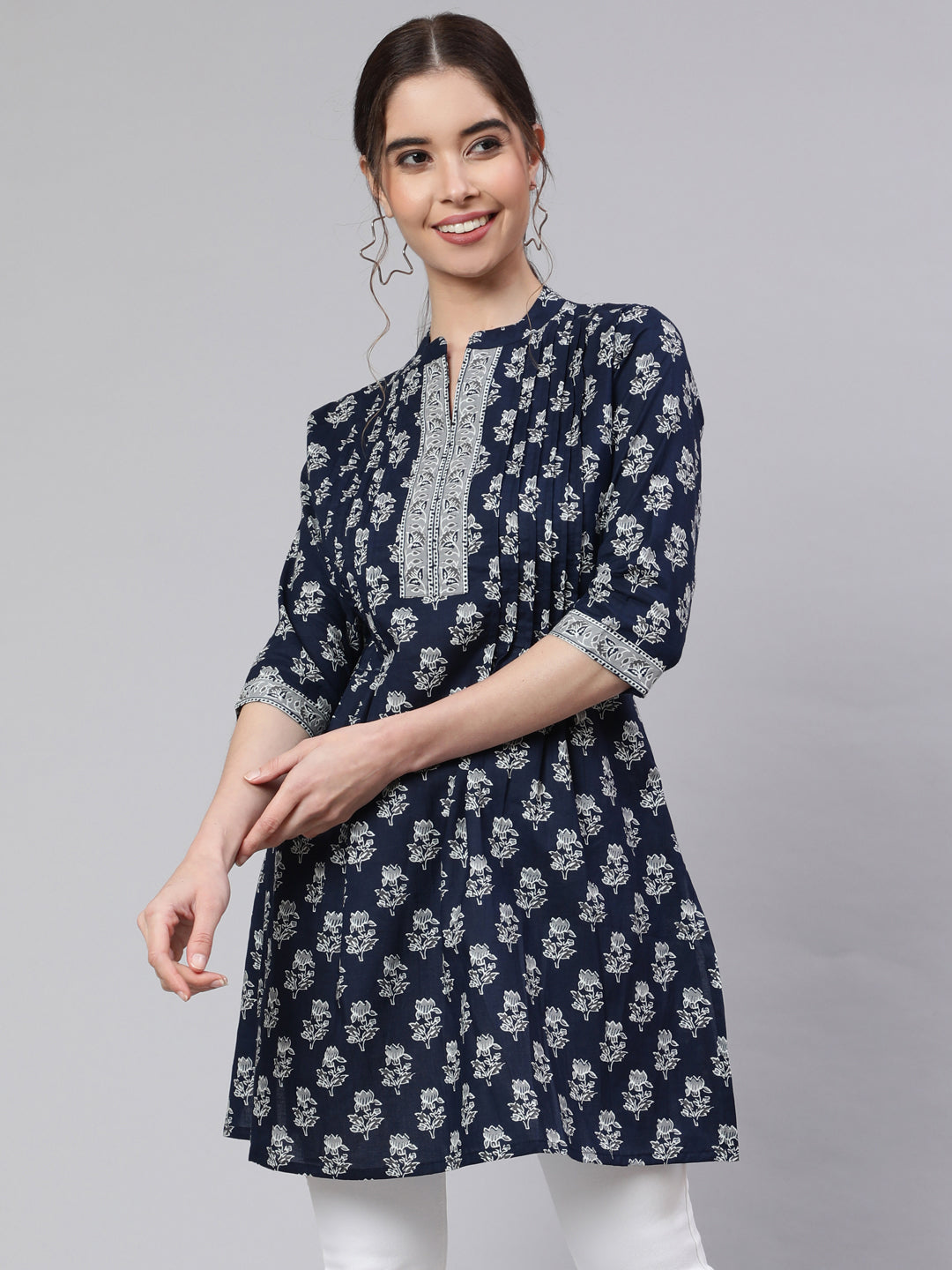 Navy Blue Straight Tunic With Three Quarter Sleeves