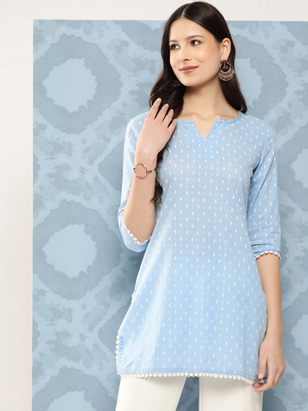 Blue Straight Tunic With Three Quarter Sleeves