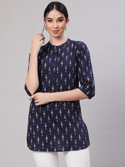 Women Blue Straight Tunic With Three Quarter Sleeves