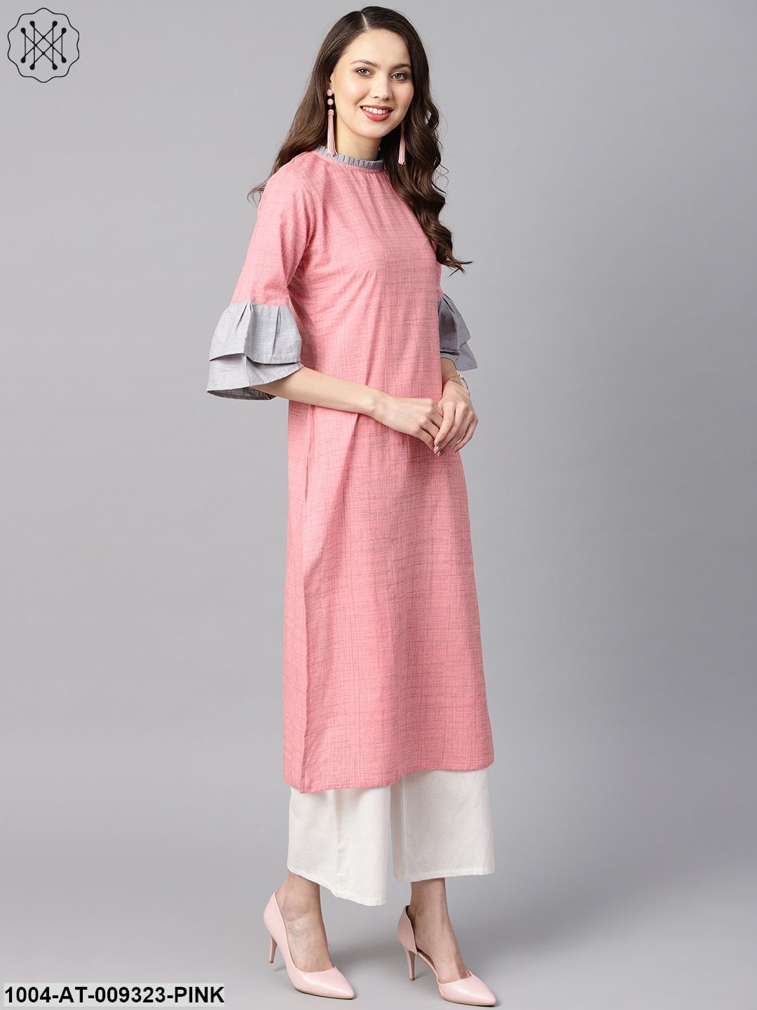 Light Pink Kurta With Pleated Neckline With Flared Sleeves