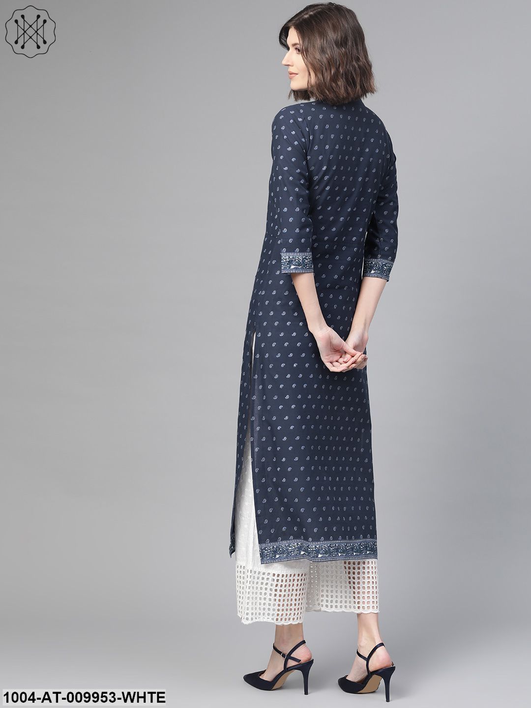 Women Navy Blue & White Cotton Straight Ethnic Motifs Printed Kurta